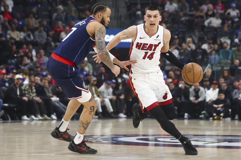 击对手防线 击对手防线